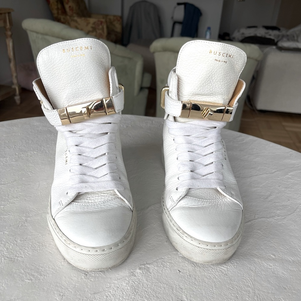 Buscemi Twist-Lock Logo Printed Sneakers.